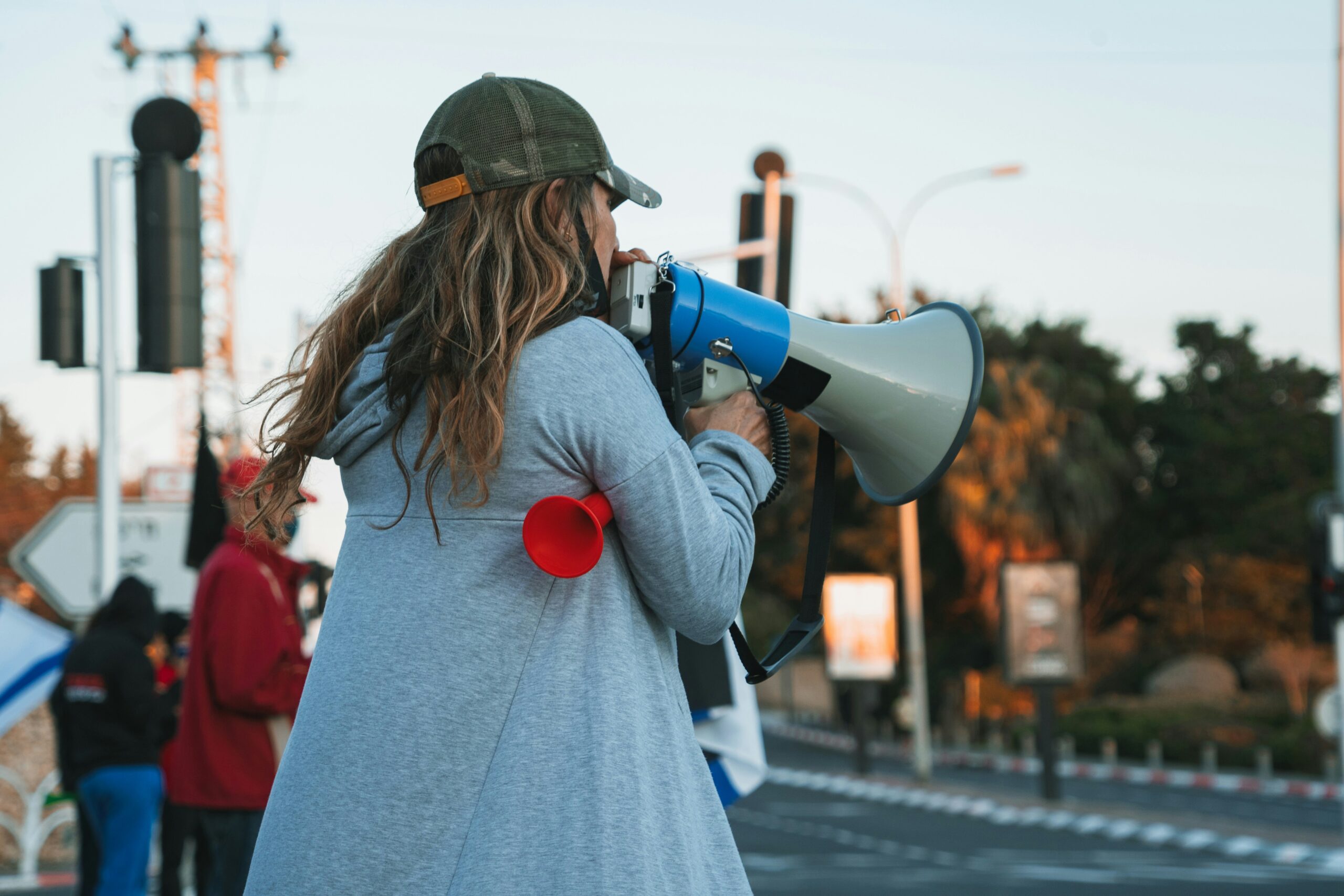 Υεμένη: Τρεις Νεκροί από Ισραηλινό Χτύπημα – Φόβοι για Κλιμάκωση