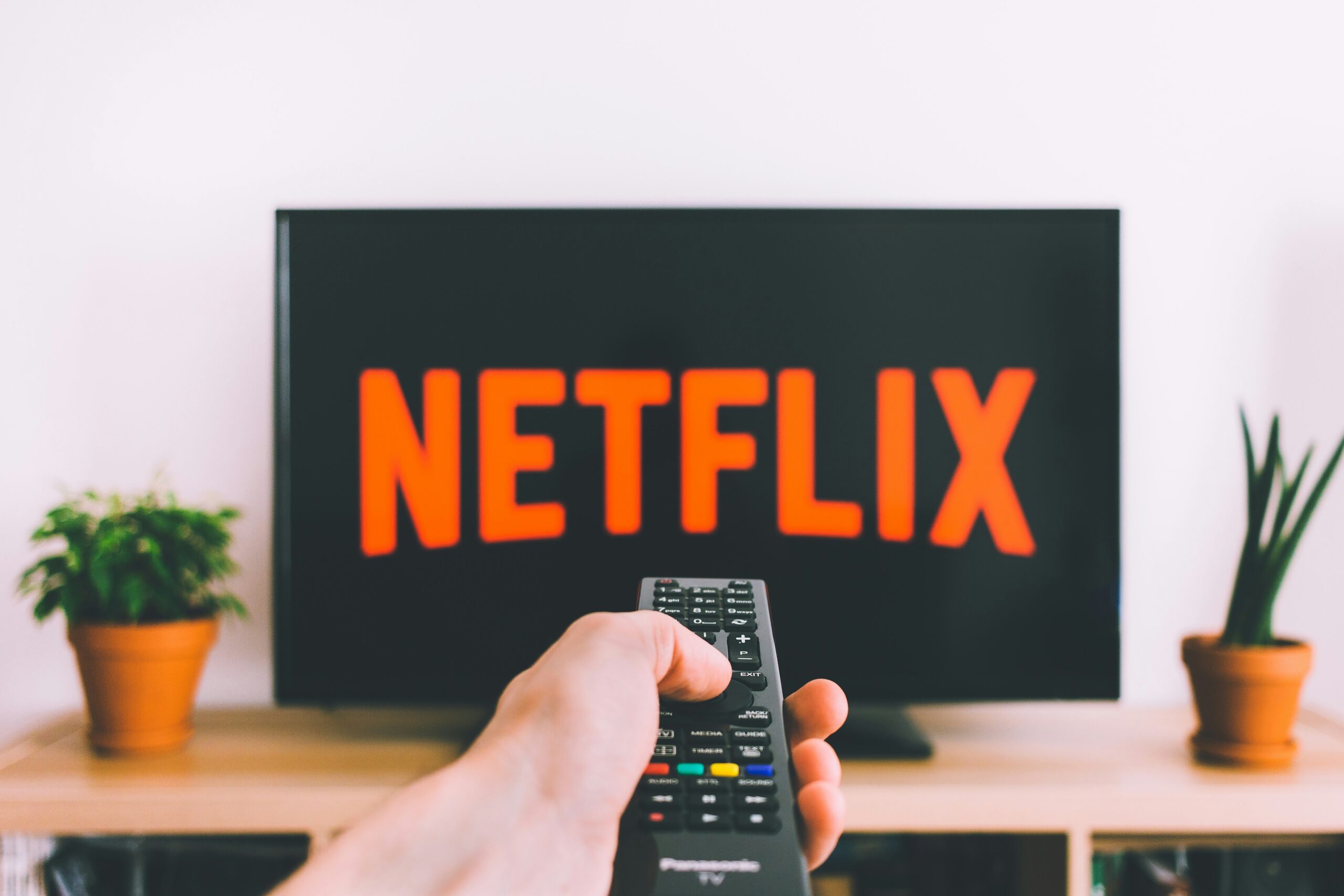 Understanding the Latest Trends in Netflix and TSMC Stock Prices and Earnings Reports