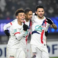Tout savoir sur le match Espaly – Paris Saint-Germain : Analyse et Diffusion