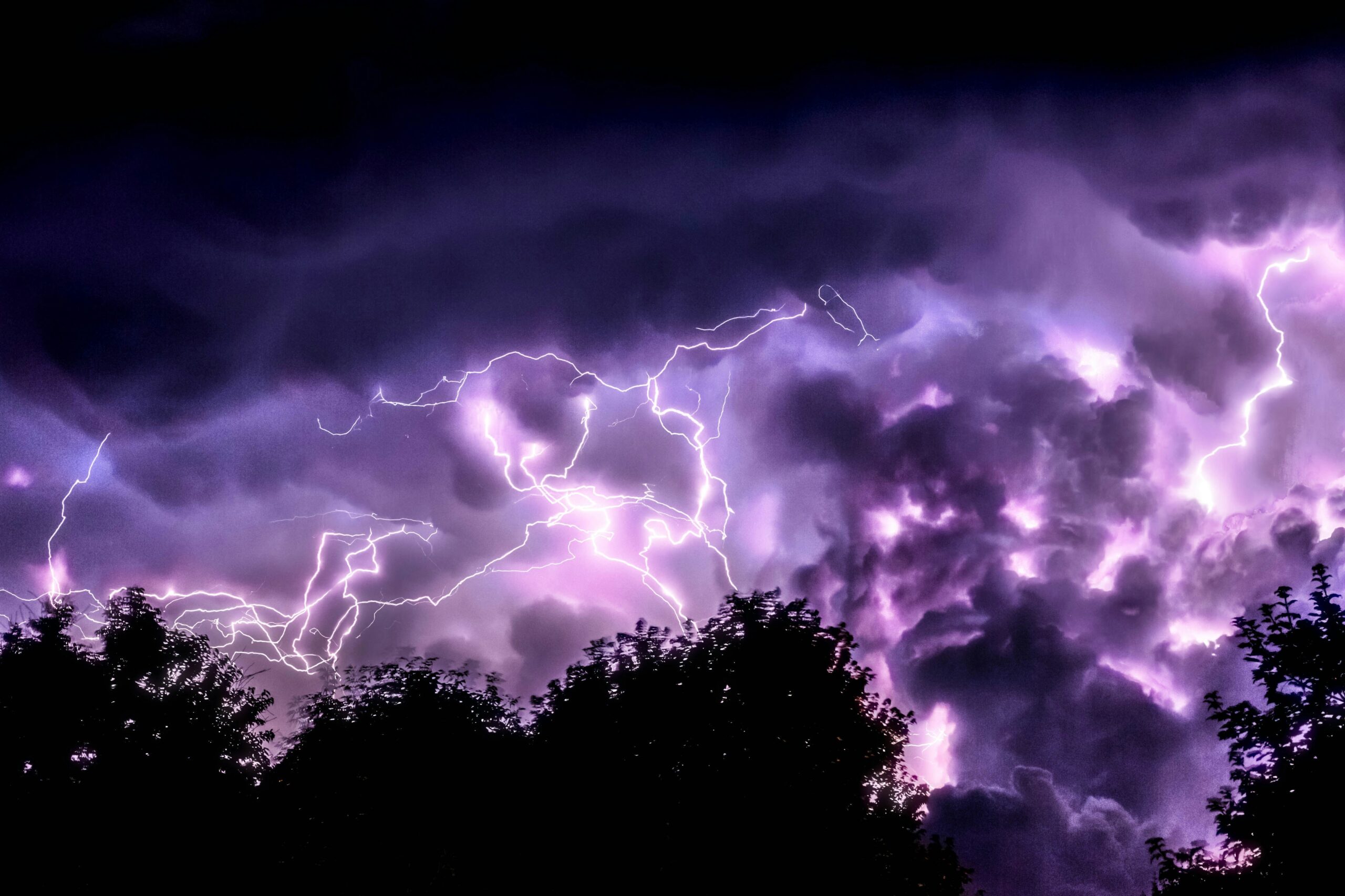 Storm Éowyn: Understanding the Weather Warning and Its Impact in the UK